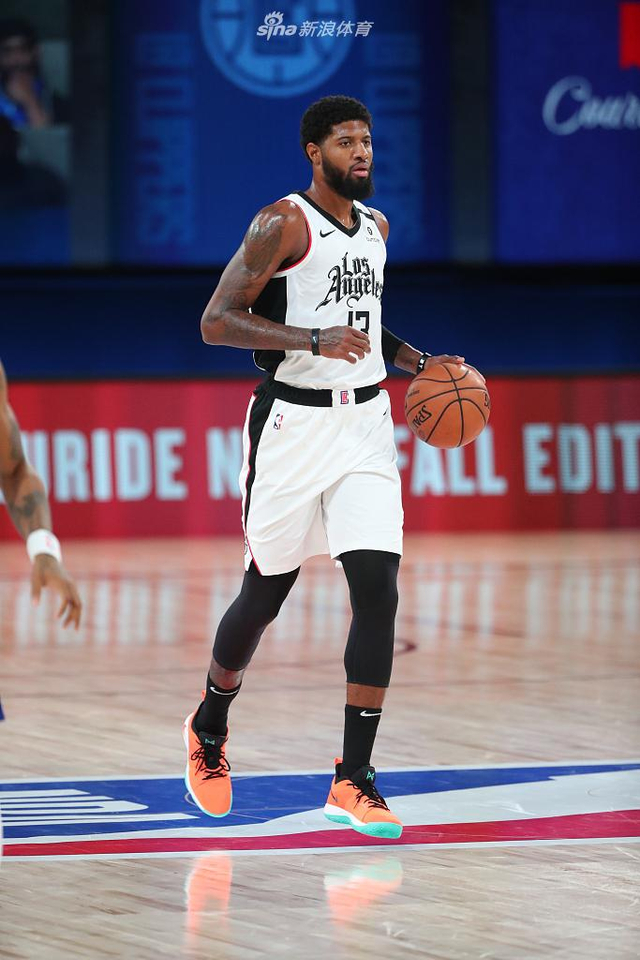 年轻球员亚 年轻球员亚