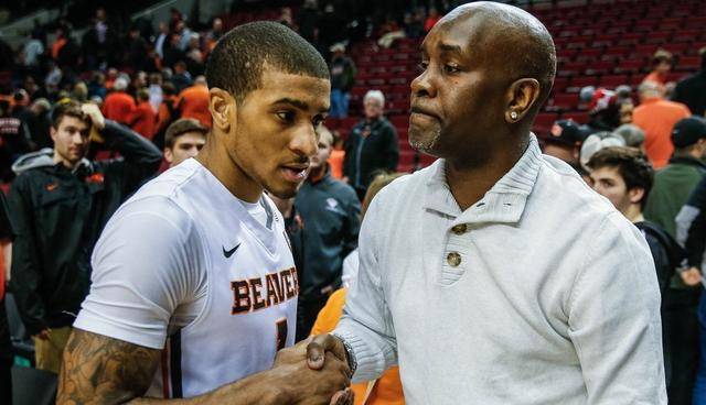 了自己在高 了自己在高