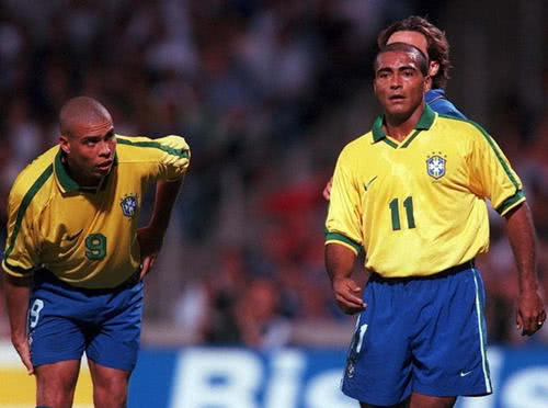 球迷一致的 球迷一致的