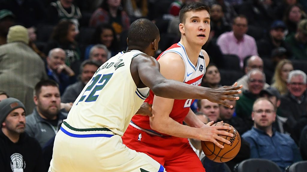 与福登在前 与福登在前